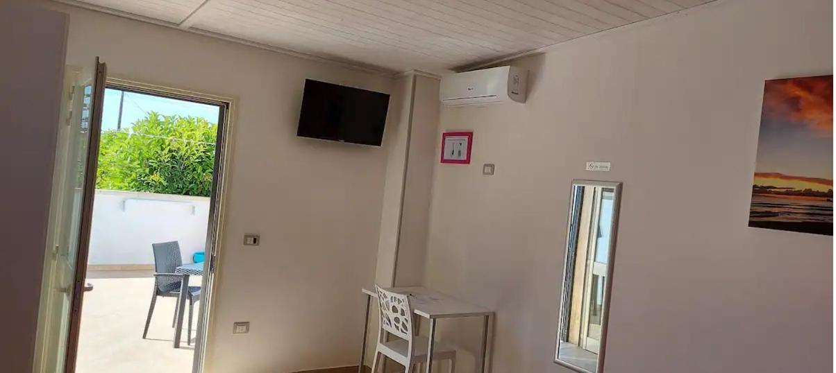 Briciola'S Rooms Porto Cesareo Εξωτερικό φωτογραφία